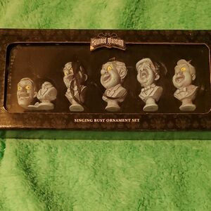 Haunted Mansion Singing Bust Ornament Set - Gray